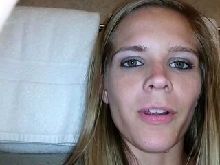 candiecane peeing on you in the trump hotel tub