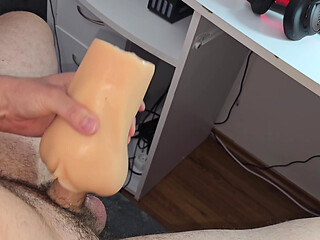 Masturbating with a Fake Vagina Sucked, so I Brought Myself to Orgasm the Classic Way with My Hand.