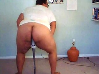 Black Girl's Webcam Sex Toy Show