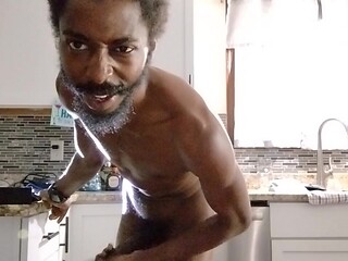 Amateur mom's kitchen floor gets a huge black cock