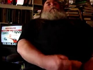 Daddy Bear Jerks Off Solo