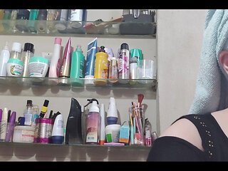 Cleaning My Eyes and Eyelashes