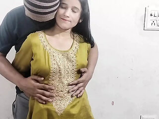 Step sister ki chuchi pakad le jabar dasti choda