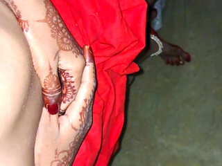 Touching Bhabhi's Pussy