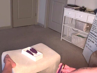 Big Clit Squirting Muscle Slut