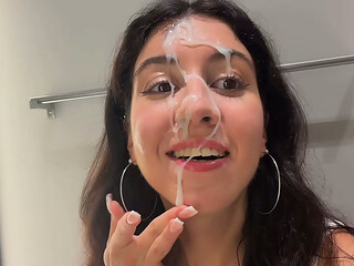 I Want You to Fuck Me in the Changing Room! - Risky Sex and Cumwalk