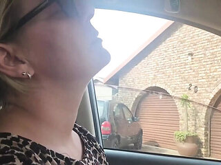 Blonde MILF Gives Epic Roadside Blowjob & Swallows Cum - Amateur Couple Fun