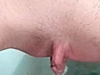 Little Sexy Peee