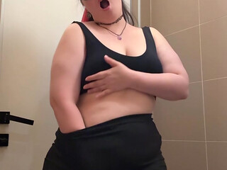pawg public bathroom masturbation