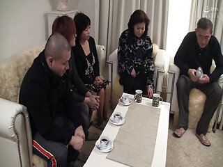 M646g11 a Mature Woman Who Is Blamed by Both Men and Ascended by Both Men in the Indecent Affair of Men and Women