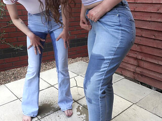 Lesbian Kissing & Jeans Wetting W Rosa & Carrie