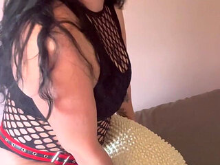 JOI, Enjoy Between Two Cushions