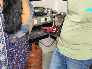 Indian desi aunty in kitchen our husband come to went sex with cumshot