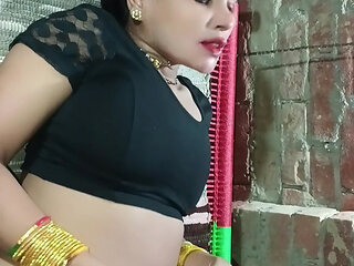 DESI NEWLY MARRIED Girlfriend HARDCORE FUCK IN SEXY SAREE