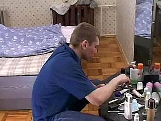 Mature granny provides satisfying blowjob to young lad