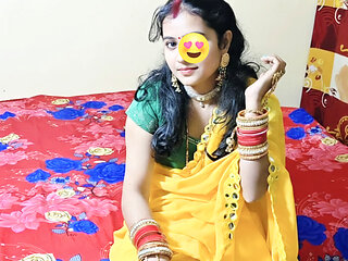 Desi Mast Maal Ko Ghar Bulakar Saree Utha kar Choda