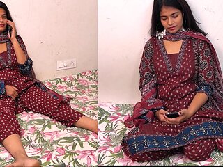 Komal Said That Were Saying Show Your Face, But Dont Show It To My Family Members, Please - Many People