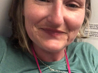 Huge Piss on Plane After Holding It for Four Hours!