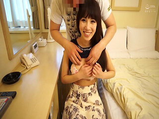 M612g10 the Wife of a Slender Beauty Whose Husband Is Affair Is Also Good,