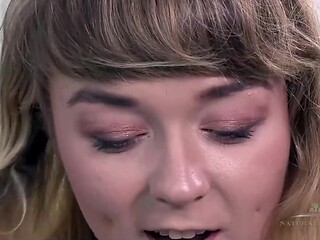 Hairy Felicia Fisher flaunts her sexy body and thick bush before playing