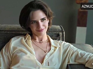 Elizaveta Shakira Beautiful Episode in Pervaya Raketka