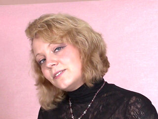 Old horny sluts fucked doggy style