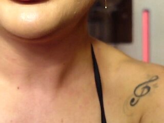 Lipstick Tease