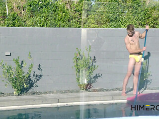 Bonus Pool Boy