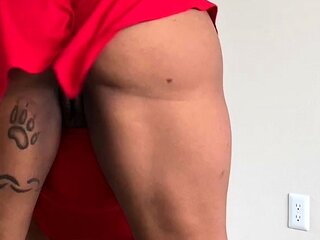 Omege amateur girl masturbating her sweet ass