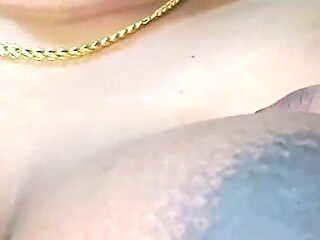 Sandra Hot Bhabhi Brust Scene No. 1