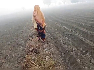 Desi Bhabhi Fucked Hard in Sugarcane Field  Hot Indian Village Sex