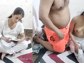 Indian dever ne akeli bhabhi ko chod diya