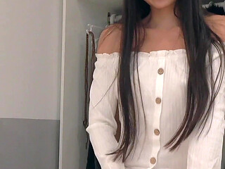 Horny Asian Desperate to Cum - 4K