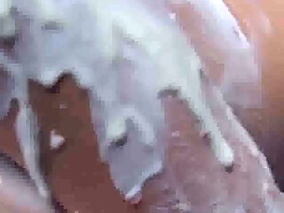 The pervert sexy lesbianns rub each other totally with food. What kind of pervert dirty orgy!
