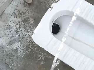 Pee Fountain