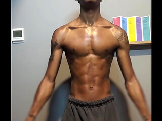 TheTitusBull gym updates specifically sent to your GF.