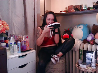 I Love to Lick My Own Feet