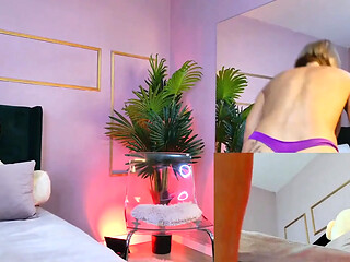 Stepmom's tight twat pounded by a fuck machine