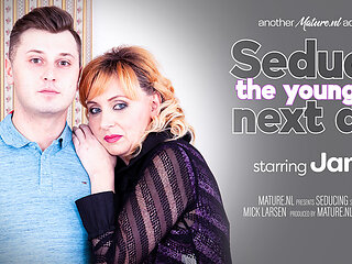 Fucking Naughty Milf Jamila While Her Husband Is At Work