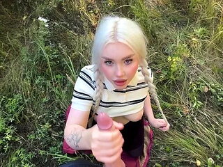 Beauty with a Big Ass Paid for the Trip with Sex! Fucked in the Forest and in...