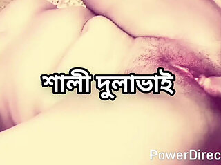 Big ass beautiful hot sexy kolkata bangla bhabi cheating hasband and sex with her devor in hotel