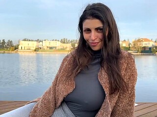 MILF Masturbates on Vacation