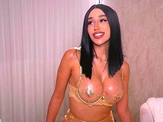 Love Chat Big Boobs Brunette Masturbating For Cam