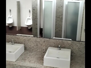 Banheiro P&uacute_blico