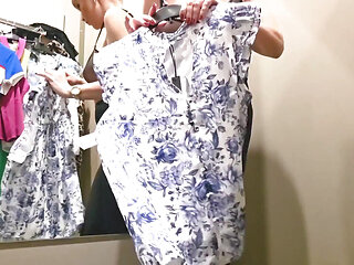 Discreet Masturbation in Changing Room
