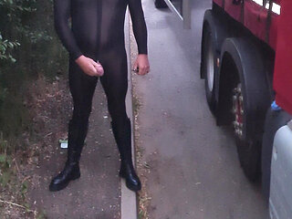 Layby wank and cum on boot wearing spandex