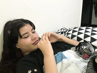 Skinny Latina teen gives deep throat blowjob and hard fuck - Homemade Spanish Porno