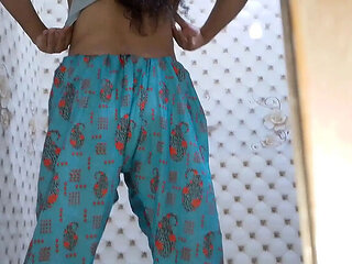 Indian Stepbrother Finally Seduces Stepsister in Hindi Role Play - QueenbeautyQB Blowjob Creampie