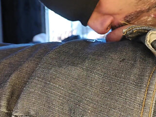 Playing with Deeptx1's Mouth and Feet