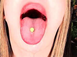 amateur his tall blonde fetish masturbating on live webcam